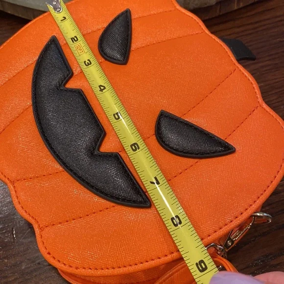 COPY - NWOT Halloween Jack o Lantern Crossbody - Picture 8 of 9